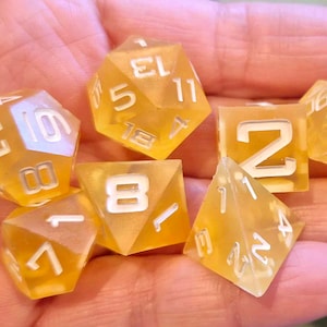 Yello RPG DND dice set