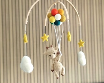 Lit bébé mobile girafe ballons et nuages | Nouveau-né Safari Girl garçon berceau mobile Nursery Decor | Laine de feutre mobile - Prête à expédier