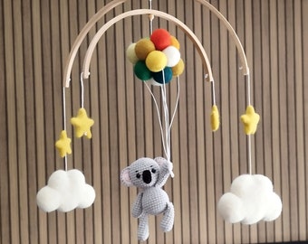Mobile bébé ballons et nuages Koala | Mobile pour bébé garçon Safari Girl pour nouveau-né | Décoration pour chambre d'enfant | Mobile en feutre de laine - Prêt à expédier