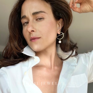 CLARITY in RETRO Hoop Earrings | Freshwater Pearl Charms | Gold Filled Earrings | High Gloss Gold Finish | Lightweight | Hypoallergenic