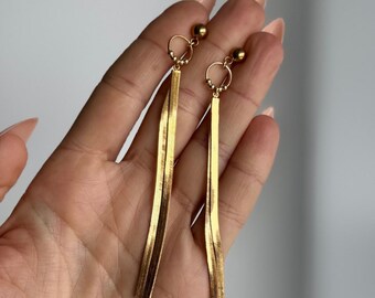 Gold filled oorbellen met franje: ultraslanke hypoallergene kwastjes