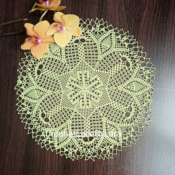 Green crochet doily, Holiday table decor, salad crochet doily, Ukrainian shop