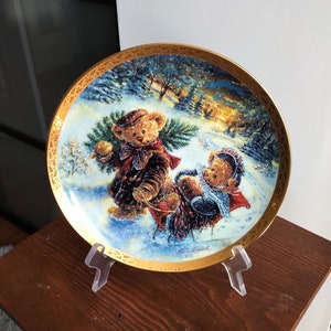 Bradford Exchange &quot;Loving Traditions&quot; Holiday Plate
