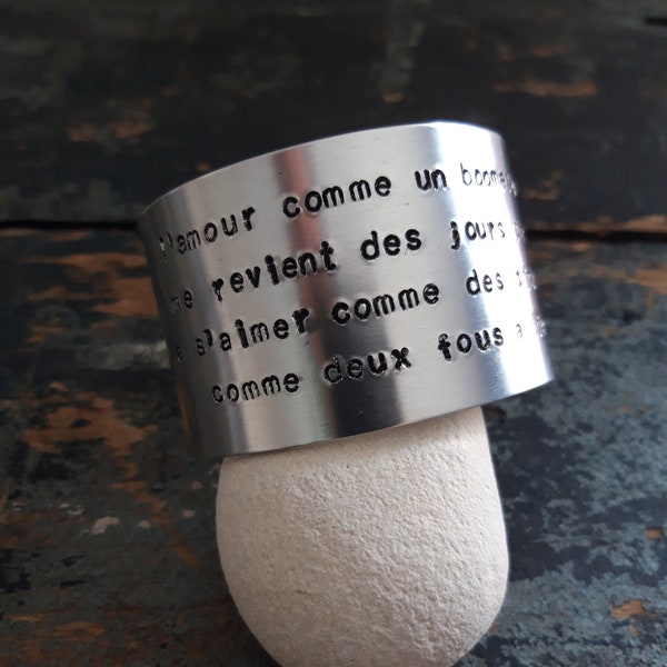 BRACELET METAL     l'amour comme un boomerang me revient des jours passes a s'aimer comme des dingues  comme ...