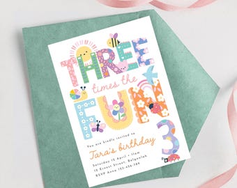 Einladung zum dritten Geburtstag, Blumenfrühlingsparty, Schmetterlinge, Marienkäfer, Pastell 3. Einladung (bearbeitbare PDF-Vorlage)