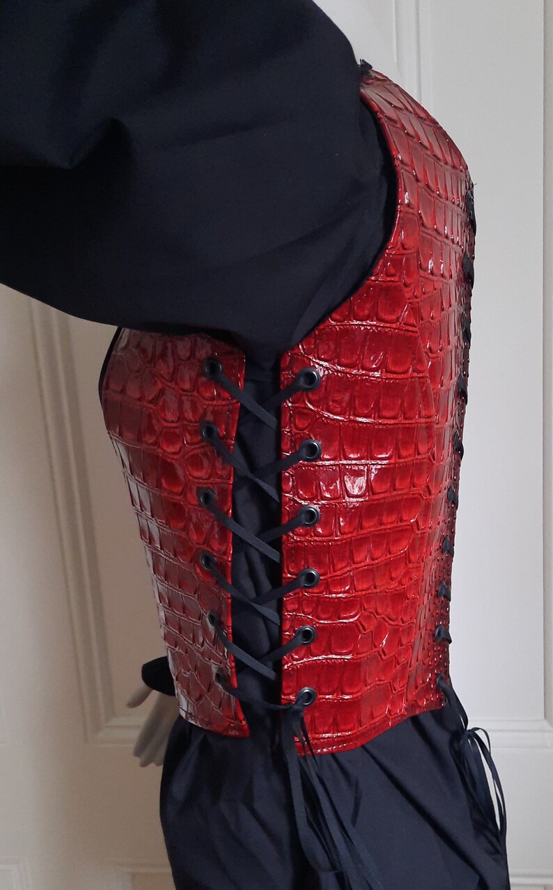 Gothic / Steampunk Red Dragon scale underbust corset Bild 4