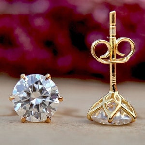 Tulip prongs Round Cut Moissanite Stud Earrings, Screw Back Earrings, Anniversary Gift for wife, available in all size and shapes.