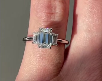 Emerald & Trapezoid 3 stone moissanite diamond Engagement\wedding\propose\Mother Ring 18k\14k\10k White\Yellow\Rose Gold
