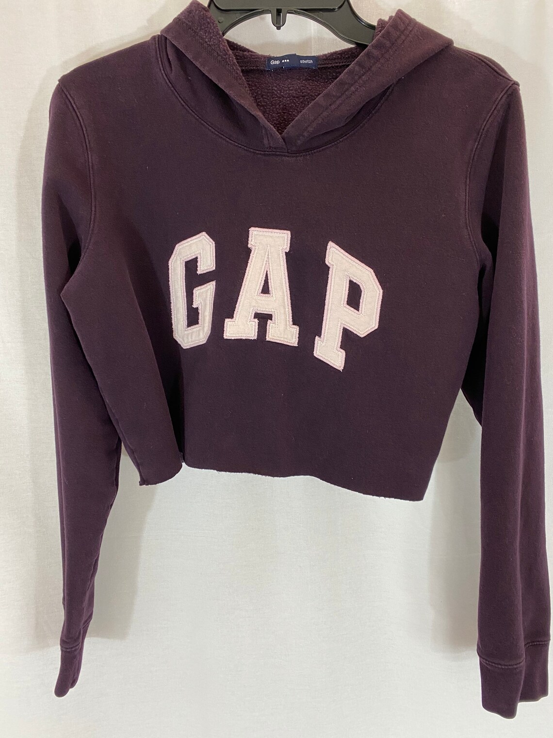 gap purple sweatshirt