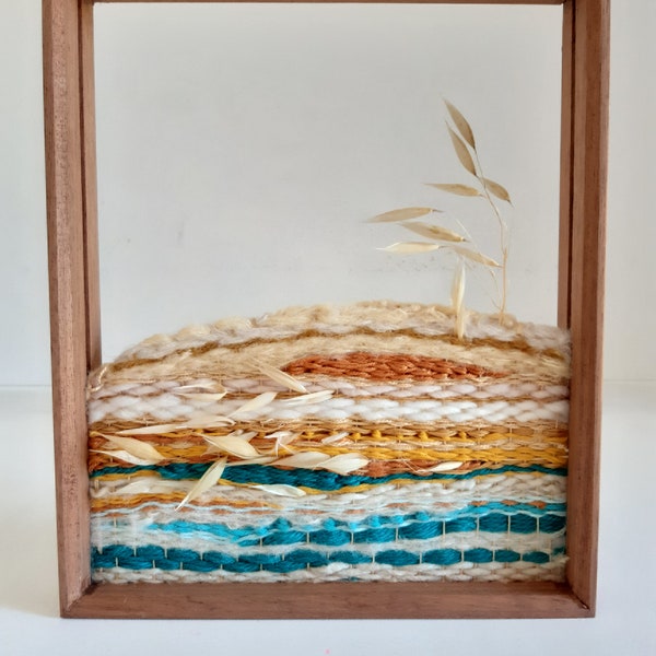 Tissage laine fleurs de champ sur cadre en bois Art textile naturel