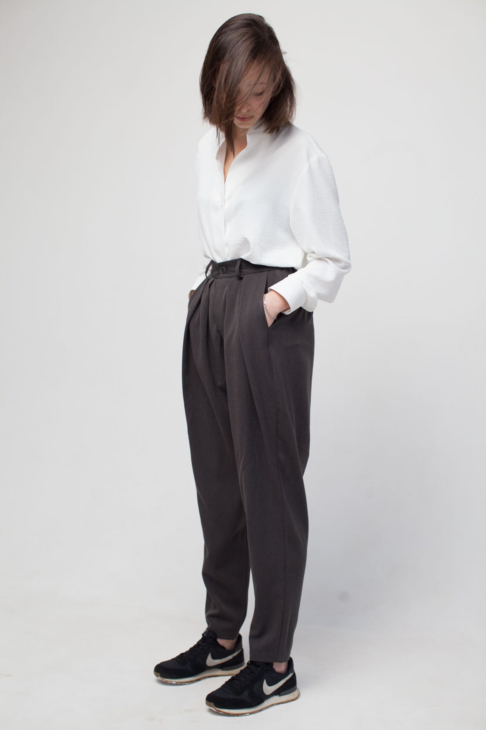gray baggy cargo pants