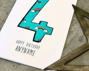 Tarjeta de cumpleaños personalizada para el cuarto cumpleaños, con temática de arcoíris.