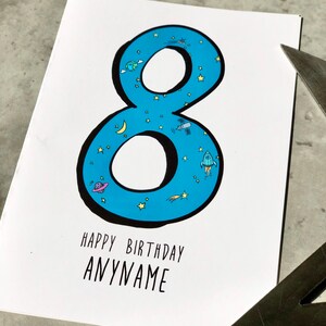 Cartão de aniversário de 8 anos personalizado com nome, cartão temático de espaço, estrelas, cartão de aniversário para oitavo aniversário, cartão de aniversário de 8 anos