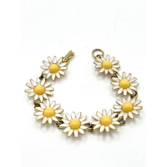 Weiss Vintage White and Yellow Enamel Daisy Flowe… - image 1