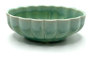 Vintage Ungemach UPCO Pottery Green USA Drip Glazed Oval Ceramic Planter #907