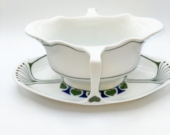 Ferdinand Selle Burgau Katharina Vintage 1900 Art Nouveau Curvy Shape Sauce Gravy Boat White Green Blue