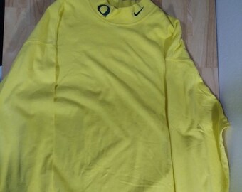 nike mock turtleneck