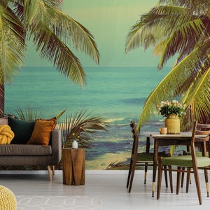 Carta da parati vintage con palme da spiaggia, murale retrò con arte tropicale • Carta da parati autoadesiva staccabile e attaccabile o carta da parati tradizionale •