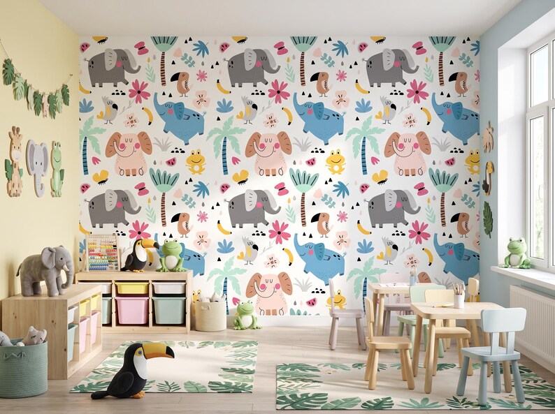 Papel pintado blanco con colorido estampado de animales tropicales, mural para habitación infantil, autoadhesivo o papel vinílico tradicional. imagen 4