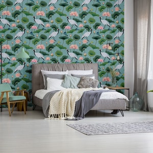 Papier peint bleu avec des oiseaux, des nénuphars roses et des insectes, auto-adhésif, peinture murale à peler et coller