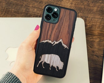 Natural Wood iPhone Case: Buffalo Bison Design, Protective Cover
