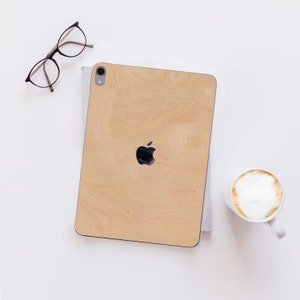 Light Wood Burl iPad Skin: Unique Wooden Cover