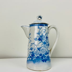 Vintage Hand Painted Porcelain Miniature Teapot, 5" chinoiserie, Blue and White, Floral, Chinese teapot, tea party, collectible, decor, gift