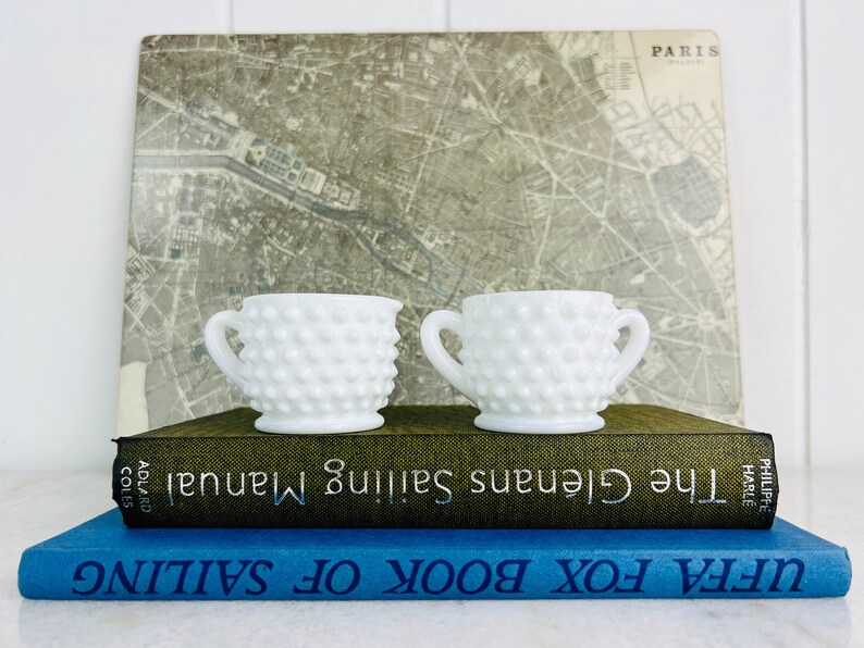 Vintage Fenton Milk Glass Hobnail Creamer - Thumbnail 5