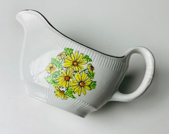 Vintage Staffordshire Gravy Boat, 1958 "Summertime" yellow daisies, green leaves, ribbed, gold trim, for serving, sauces, replacement, gift