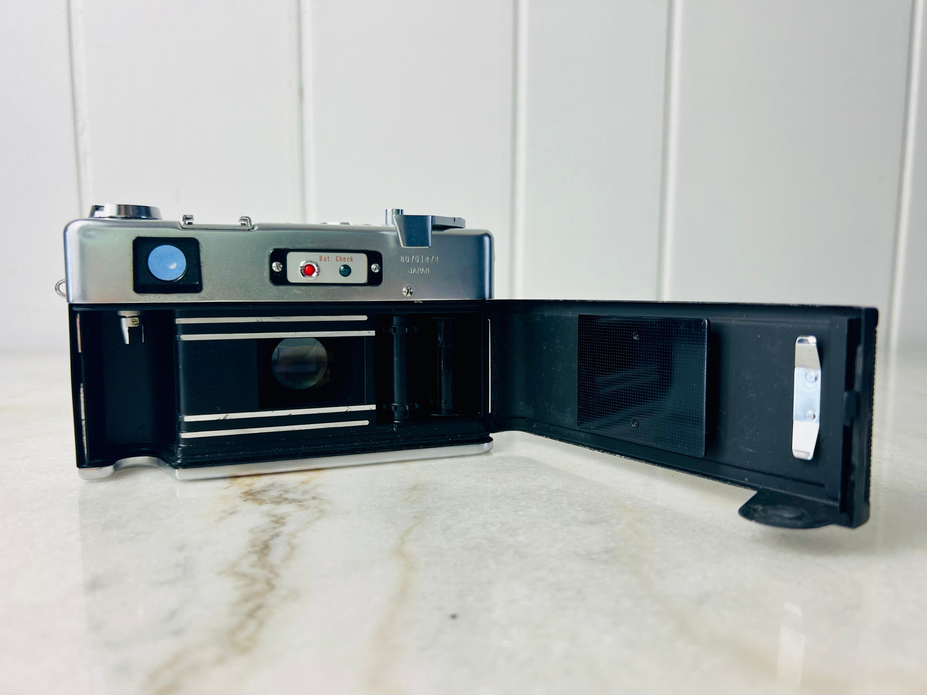 Vintage Yashica Electro 35 Camera, 1966-68, Metal Body, 35 Vintage Yashica Electro 35 Camera, 1966-68, Metal Body, 35