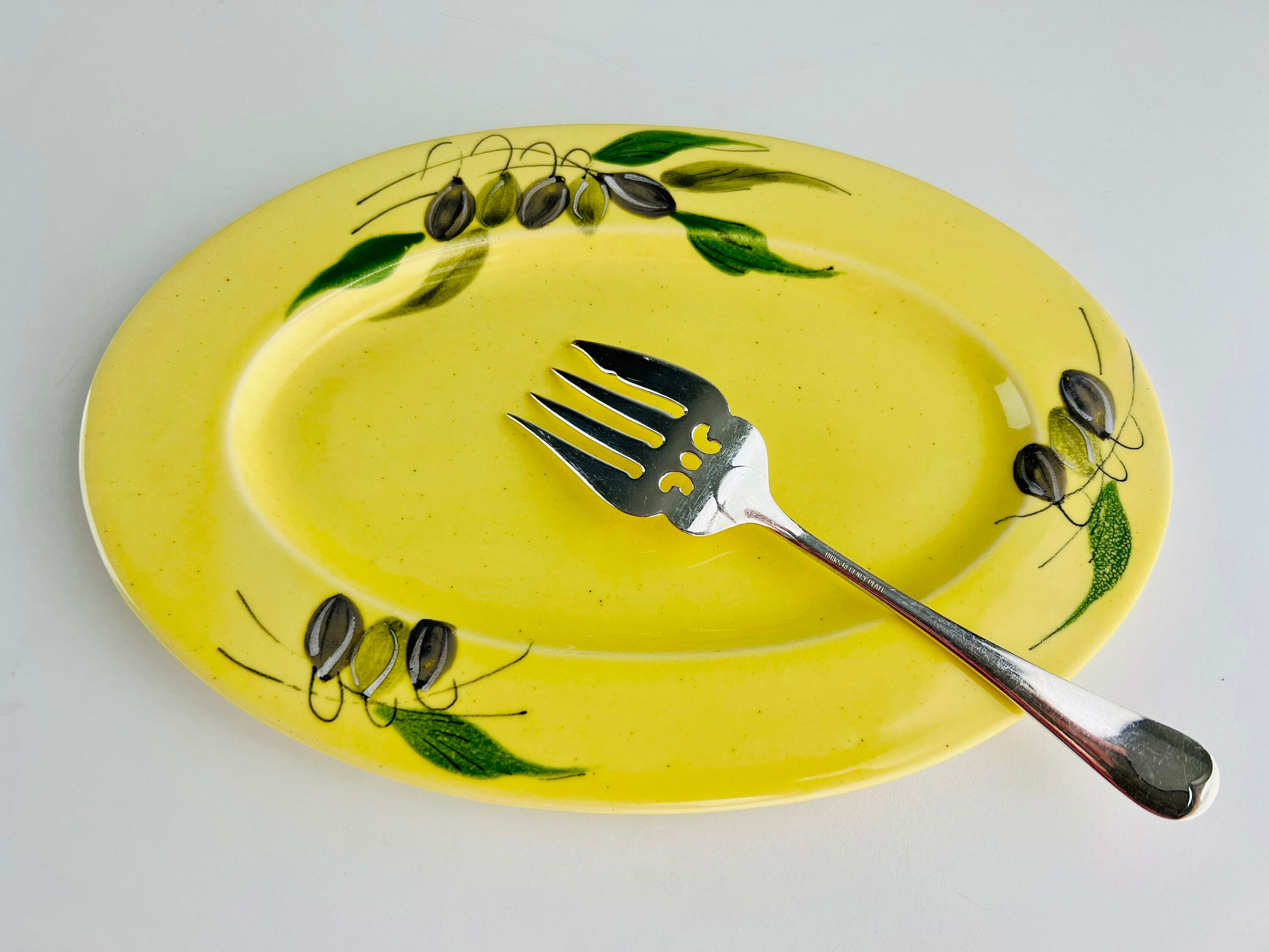 Vintage Olive Serving Platter, French Yellow Madu Platter from La Poet Laval, Provence, rare, for retro, mid century decor