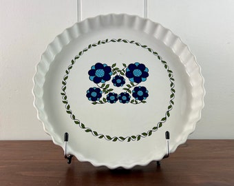 Vintage Taunton Vale Pie Plate, blue and white floral graphic, Made in England, for quiche, pie, flan, retro kitchenware, decor, gift