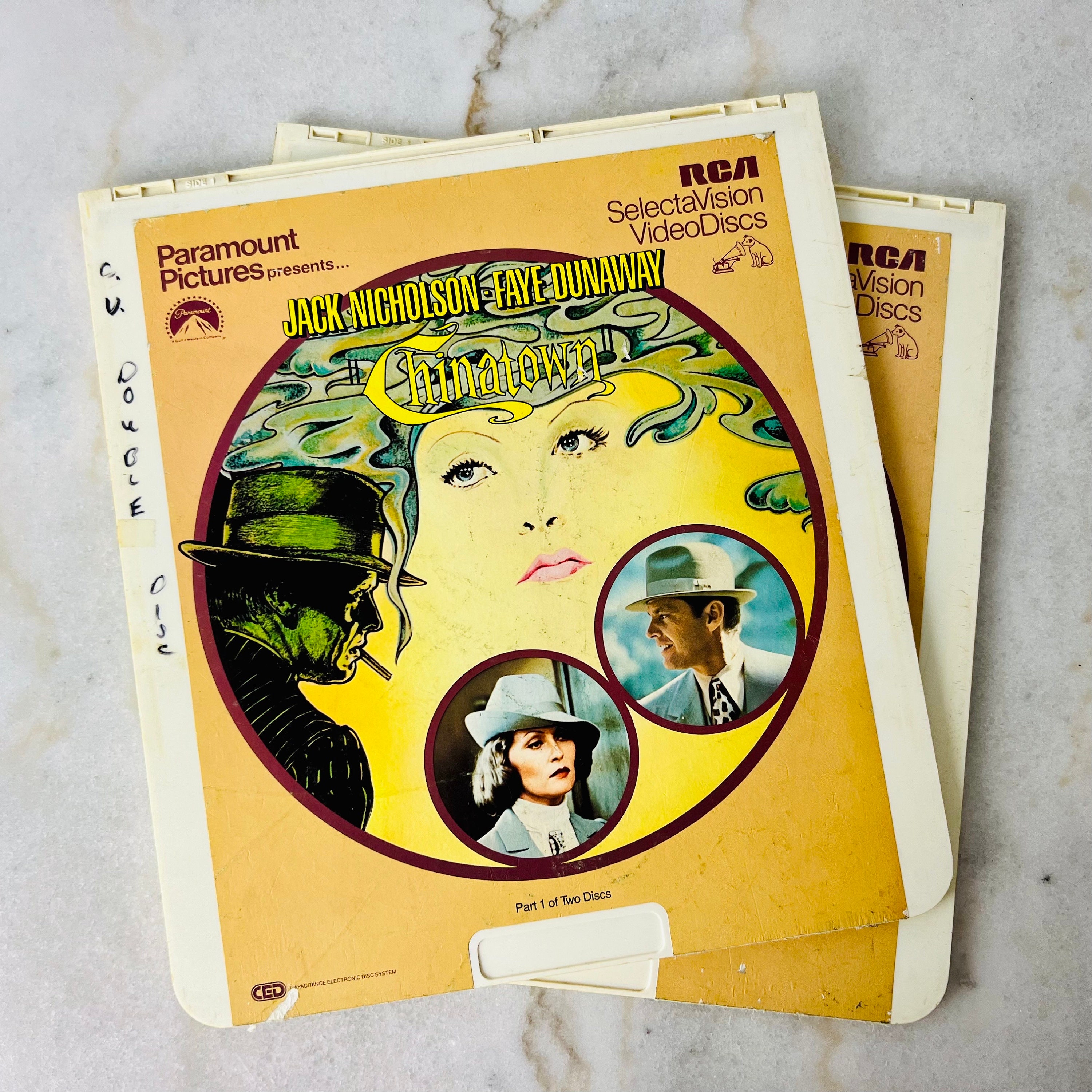 西2discs LP Mocedades Mocedades 19439938991 Sony Music /00660 Mi0xMDg2LmpwZWc.jpeg