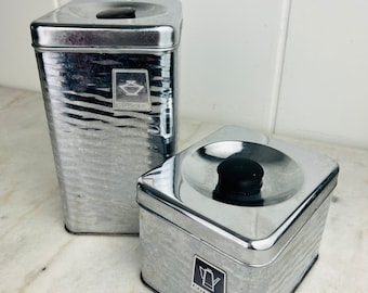Kromförvaring för kök från 1950-talet, socker och kaffe, lantlig köksinredning