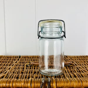 Vintage (1945) K 1779 5 Canning Jar, Kemple Glassworks, Wire Round Bail, vintage kitchenware farmhouse kitchen