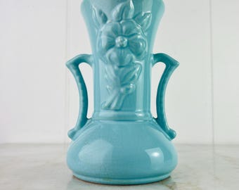 ヴィンテージ ショーニー陶器 ハンドル付き花瓶、エンボス加工の花