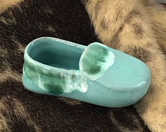 Scultura mocassino vintage anni '40 Turquoise Drip Glaze, di McMaster Craft, ceramica canadese, souvenir, scarpa in ceramica, da collezione