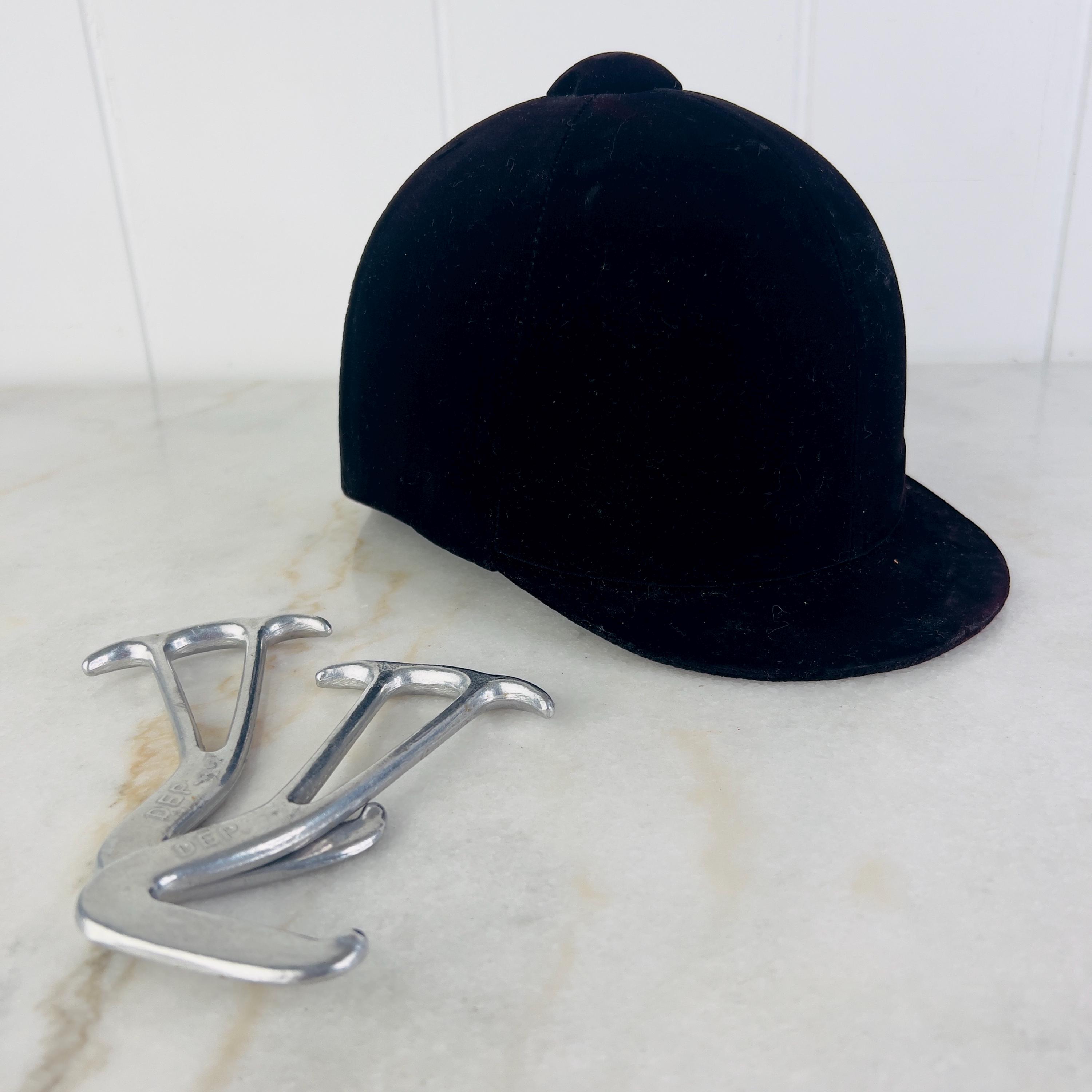 Vintage U.S. Pony Club Equestrian Approved Black Velvet  display picture 2