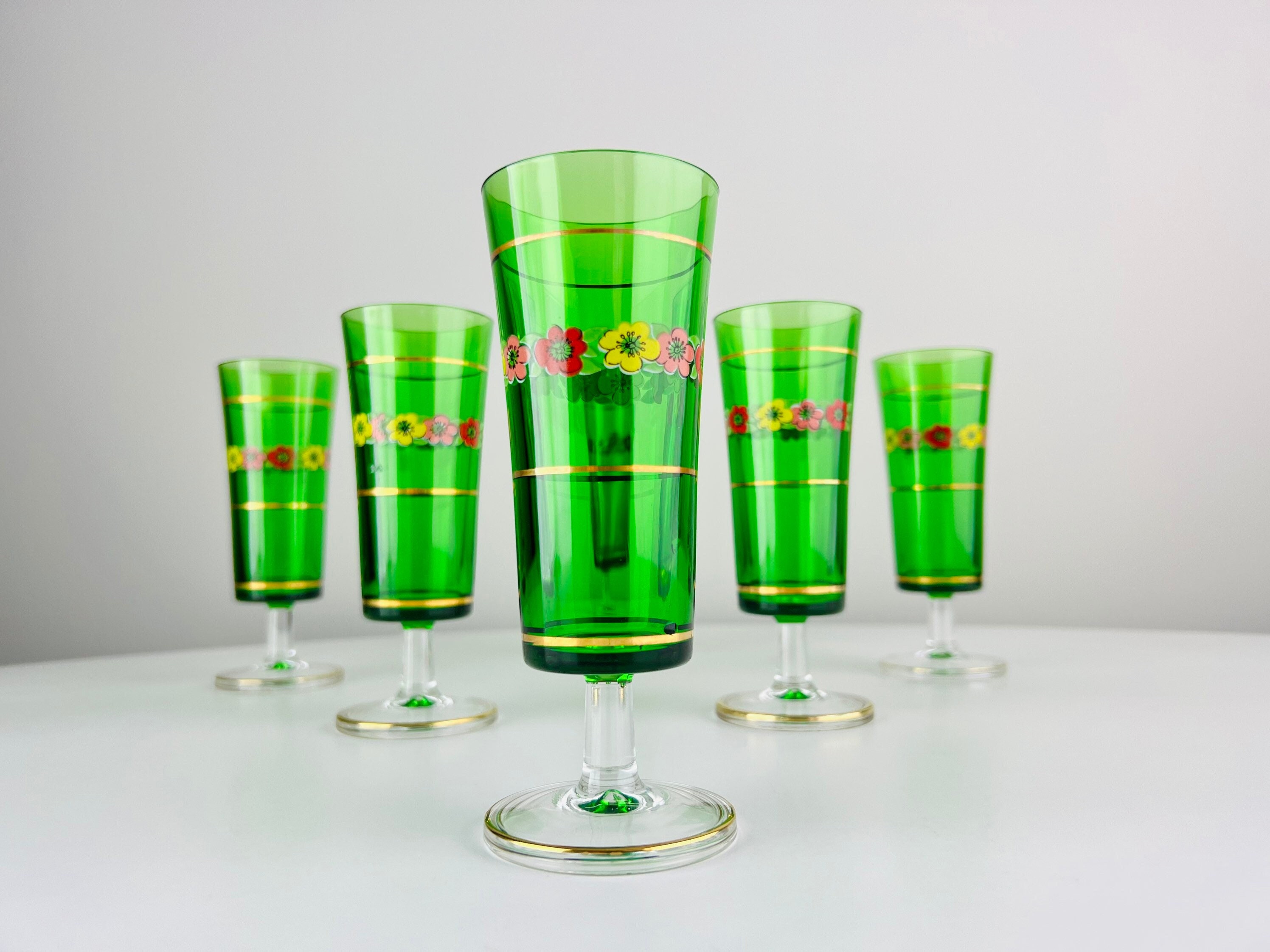 Green with gold trim wine glasses - Etsy 日本