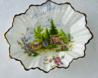 Rare ancienne des années 1930 Royal Albert Kentish Rockery motif bonbonnière, 12 points, extérieur de la coquille, Bone China, Angleterre, vintage, cadeau pour maman