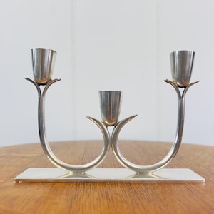 Vintage Wm A Rogers Candelabra candle holder small Tulip shaped 8923 Canada for vintage bedroom bathroom shelf decor vintage home decor gift
