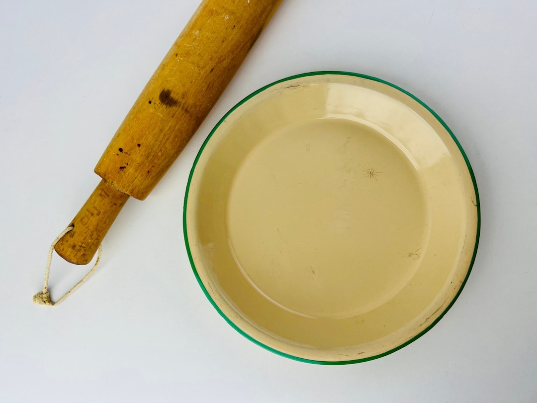 Antique Enamel Pie Pan Yellow and Green for Baking or Etsy