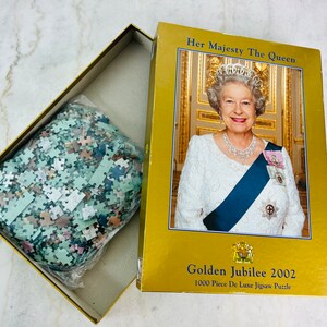 Vintage Gibsons Jigsaw Puzzle, Her Majesty the Queen Elizabeth, Golden Jubilee 2002, 1000 piece, for collectible, Royal memorabilia, gift