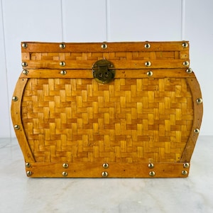 Vintage Bamboo Rattan Herringbone Trunk or Chest with Bamboo Border and Brass Studs, Handle and Clasp for storage vintage home decor gift