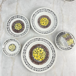 Vintage Kathie Winkle Lemon Grove Dinnerware, 30 piece set, Broadhurst Potteries, Made in England, Mid Century Modern retro chic, gift