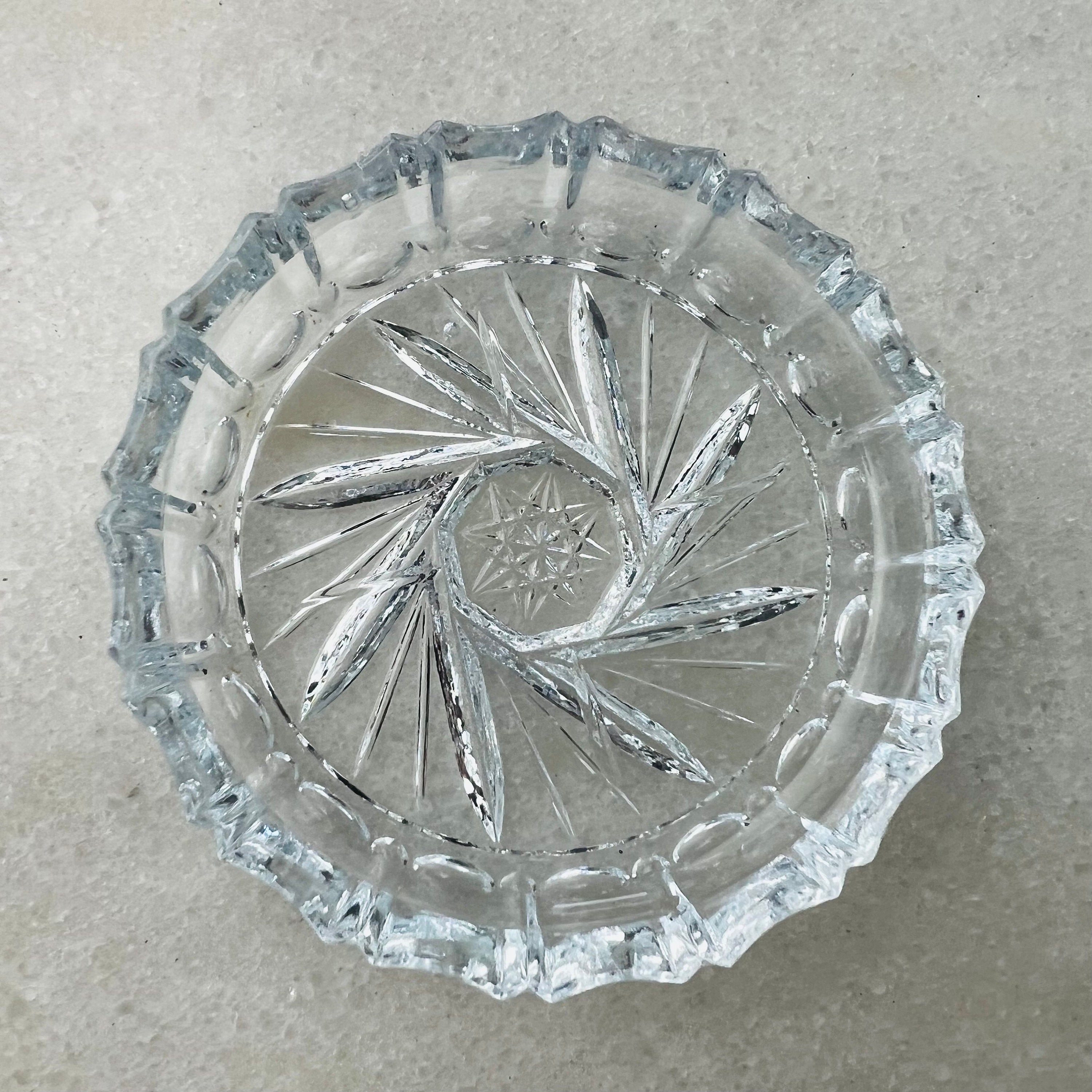 Vintage Starburst Glass Coasters, Set of 4, Pinwheel Design - Etsy