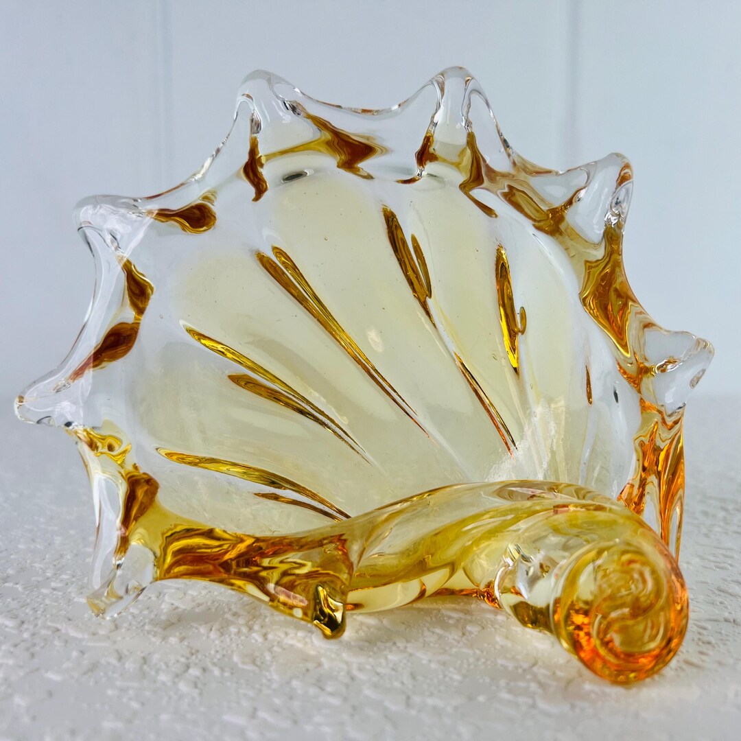 Vintage Amber Murano or Bohemian Blown Glass Sea Shell Sculpture Art ...