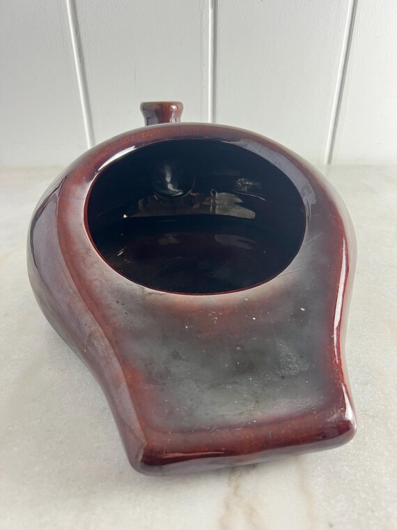 Pottery Bed Pan (JAS) Pottery Bed Pan (JAS)