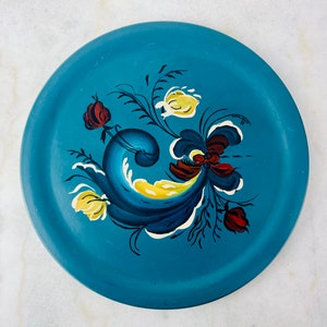 Vintage Rosemaling Wall Plate, 1980s Telemark, hand painted floral, wood, Norwegian style, made in Canada, wall decor, farmhouse decor, gift