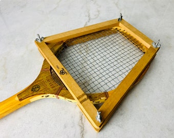 Vintage MacGregor Medallion Wooden Tennis racquet, Jelinek T300 screw down frame press, for vintage tennis gift, vintage sports decor